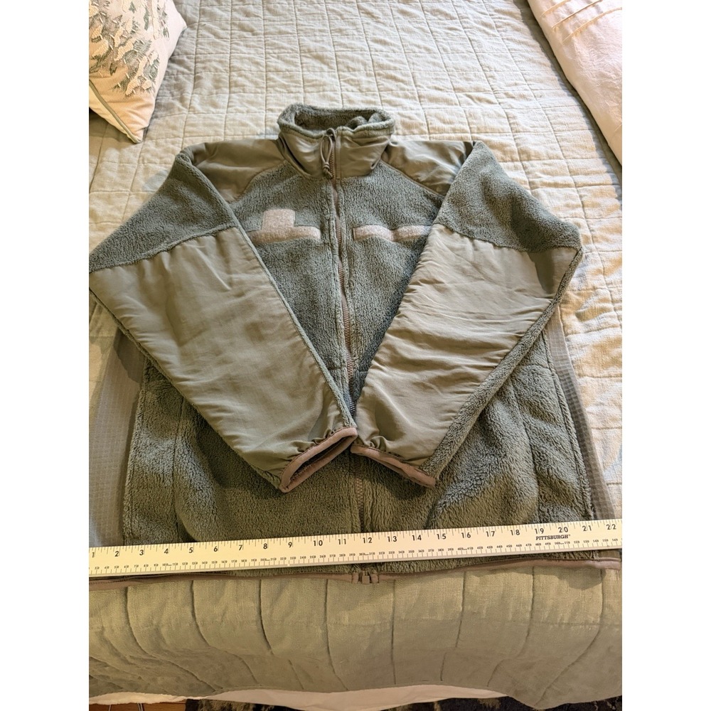 US Military Issue Cold Weather Gen III  Green Fleece Jacket M Reg Pockets Zip Up